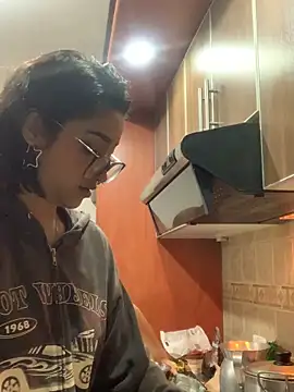 LilithMonette webcam