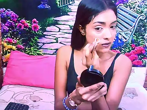 IndianPretty14u2Luv webcam
