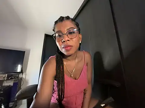 ivonjoness - Ivonjoness's free webcam