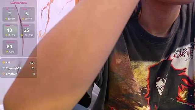 yourcuteneighbourr webcam