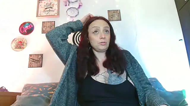 Katicalatinmilf webcam