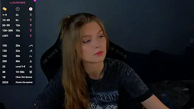 Saillise live sex cam