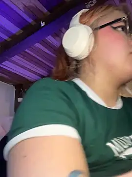 Sophia_Weest99 webcam