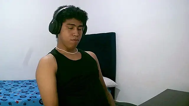 joused_dominic webcam