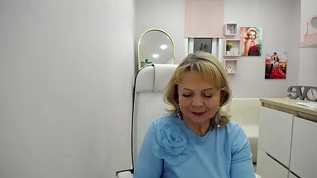 Milla_Cutie18 webcam