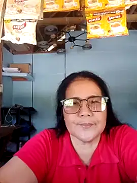 milagrose_rose webcam