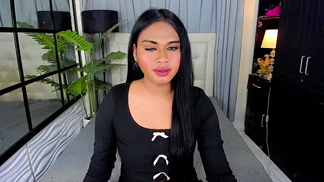 asianhugecockjulia webcam