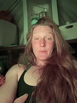 GoldenFlameGoddess webcam
