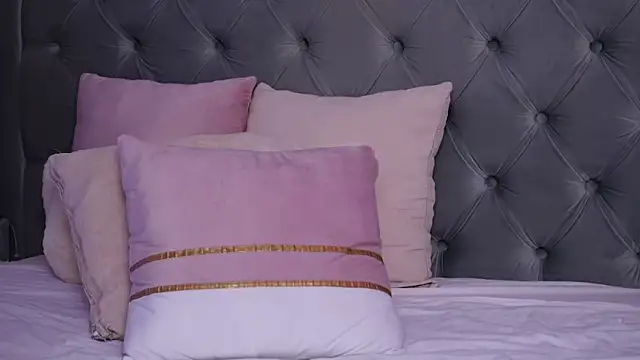 lucyaddison (F young) - Sloppy BJ 💦 🍭