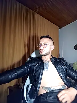 sebastian_horny webcam