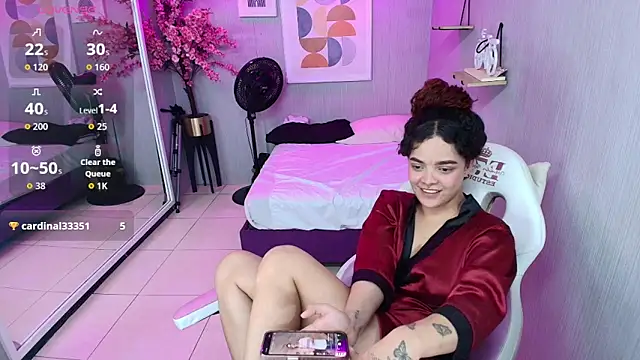 Maggy_t18 webcam