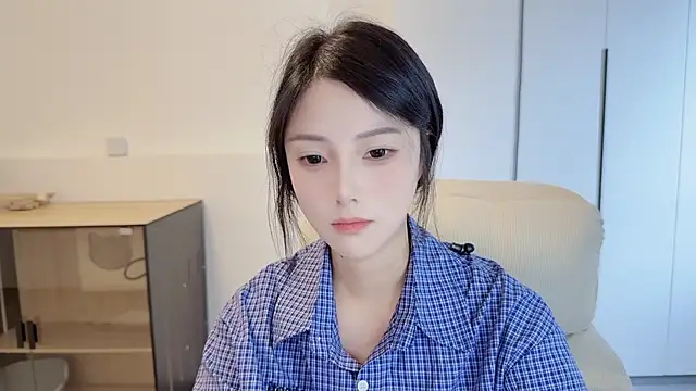 美女HaagenDazs_在线直播