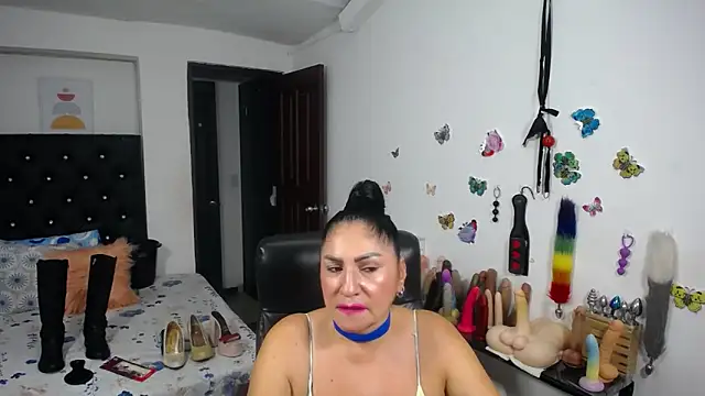 mature_bigboobs10 - Mature_bigboobs10's free webcam - UK Sex Cams