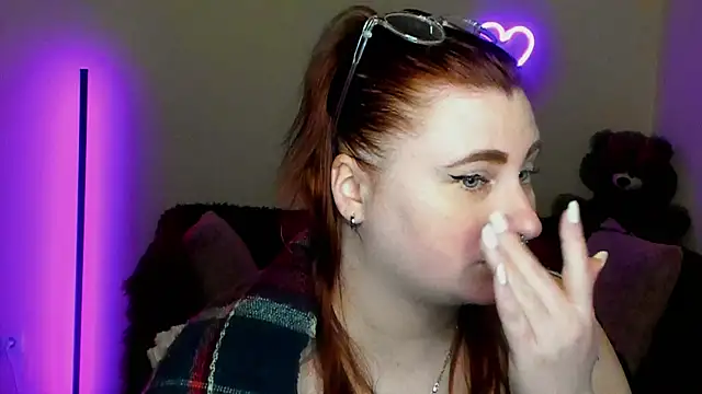 Alicia_love00 webcam