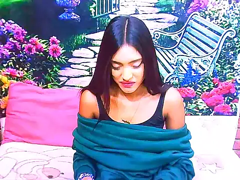 IndianPretty14u2Luv webcam