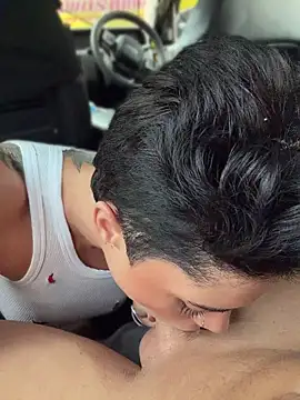 LukeLouHarvey webcam