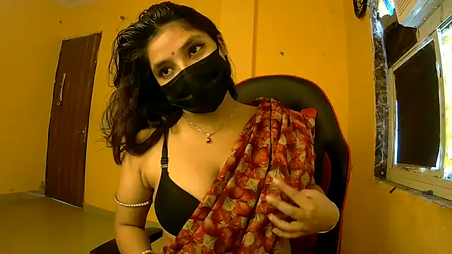 callmeshreya webcam