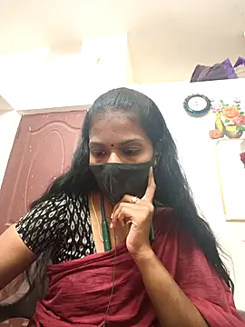 Webcam Model (Tamil_Yalini12)  is live.Free join now!