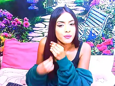 IndianPretty14u2Luv webcam