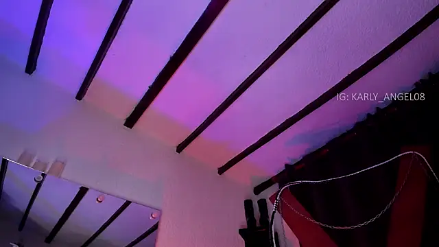 karly_angeel webcam