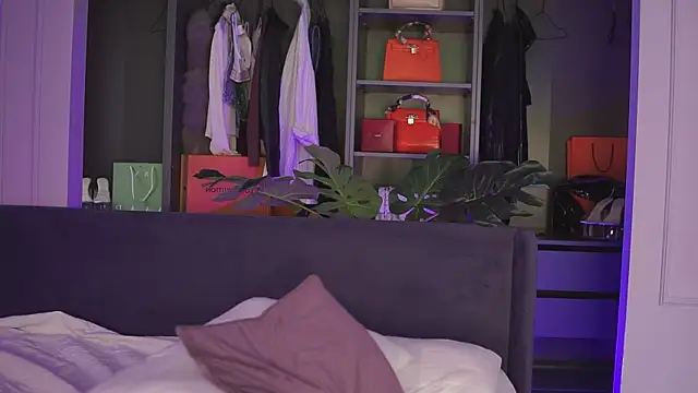 Monique_Celeste webcam