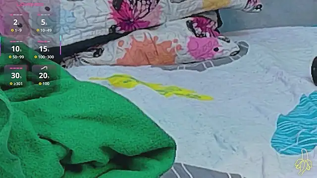 bigcurvymoomy webcam