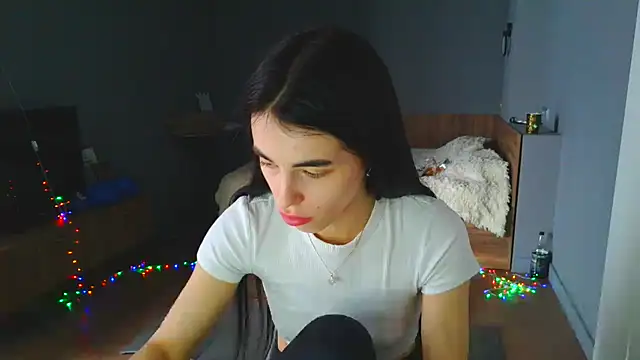 Vika_Elfie webcam