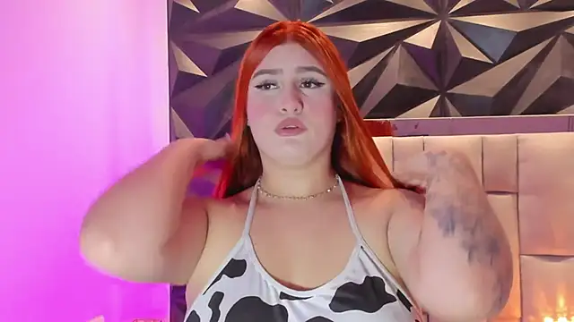 megan_whitee__ webcam