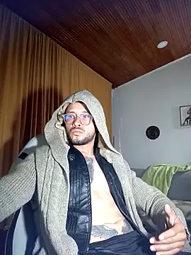 sebastian_horny webcam