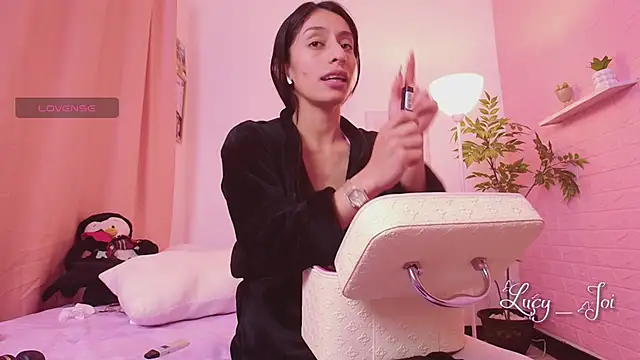 Lucyanajoi webcam