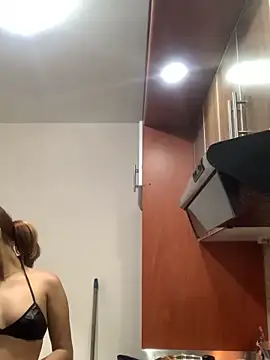 LilithMonette webcam