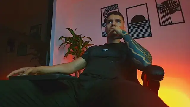 ALPHA_DOMINUS_ webcam