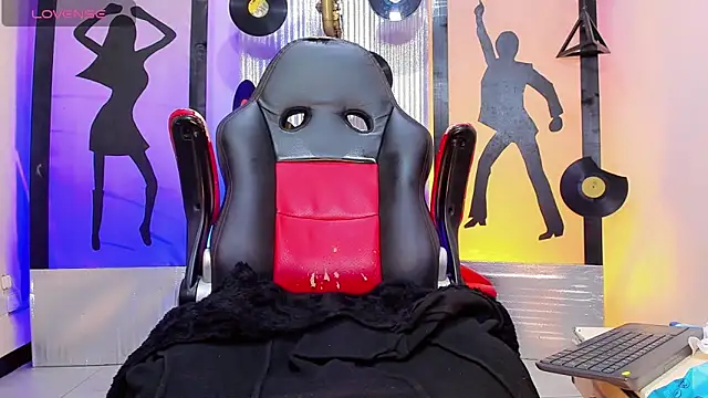 daisy_jonexxx22 webcam