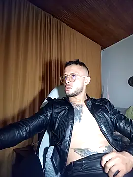 sebastian_horny webcam