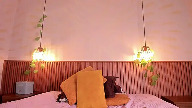 daphne_courtis webcam