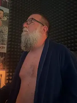 noitelivre (M mature) - Get naked