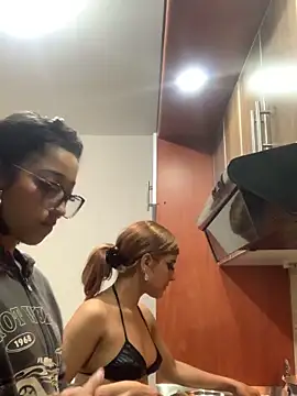 LilithMonette webcam