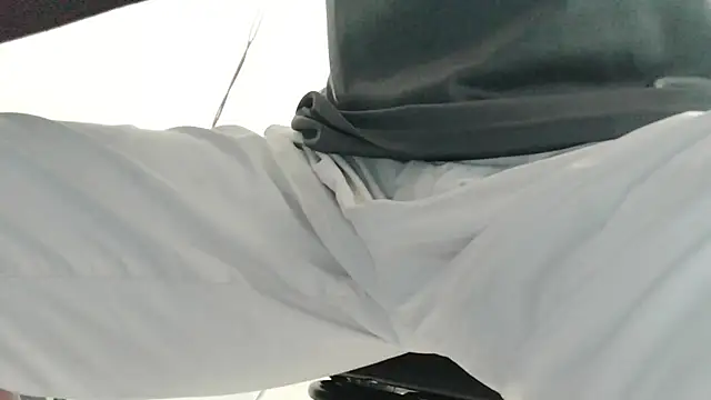 harryqs (Ask my age) - Cum in office