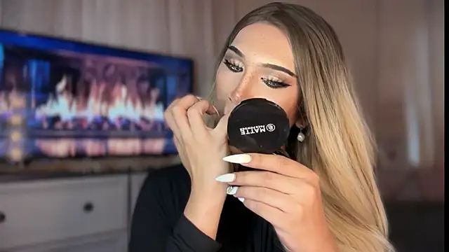 ts_glamxx (T young) - I NEED SOMEONE TO CUDDLE <3