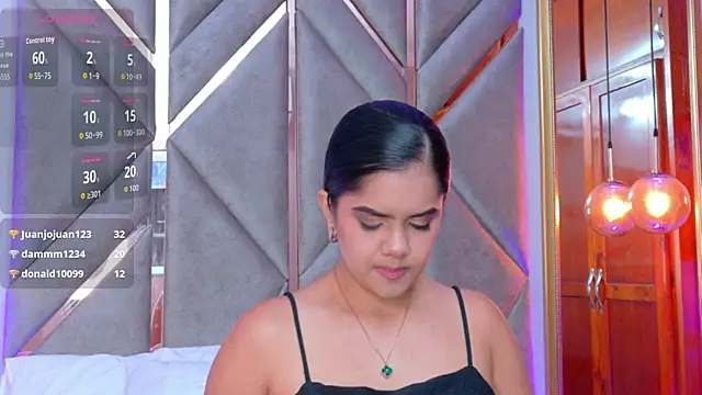 Martina-Roberts- webcam