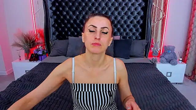 Rebecca_Diamond webcam