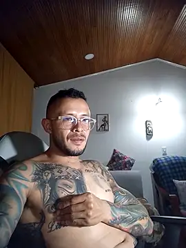 sebastian_horny webcam