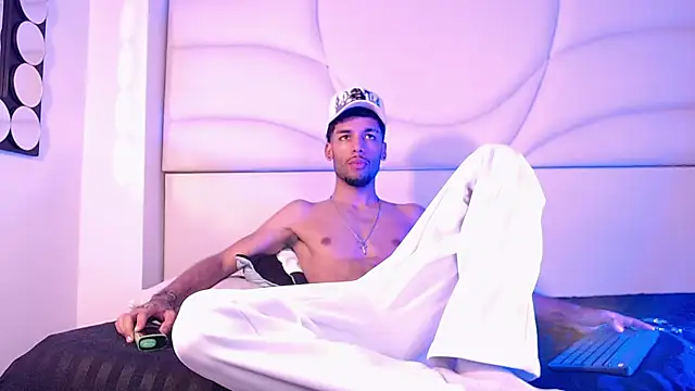 Thiagoferreti webcam