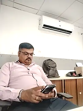 Desi_Lodo_Gujju_Boy webcam