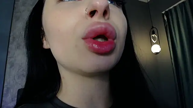 ScarlettJakobs webcam