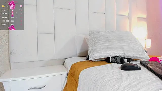 andrea_alvarz webcam