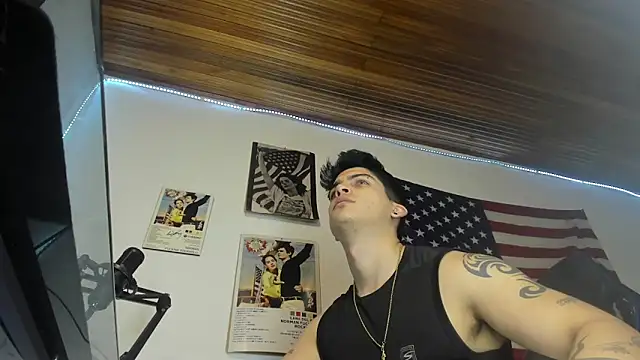 charlie_hotxxx webcam