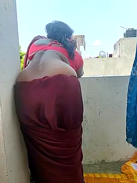 Desicouple1706 webcam