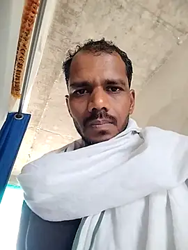 Daddyishere_19 webcam