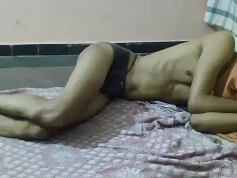 itsmemadhu2019 webcam